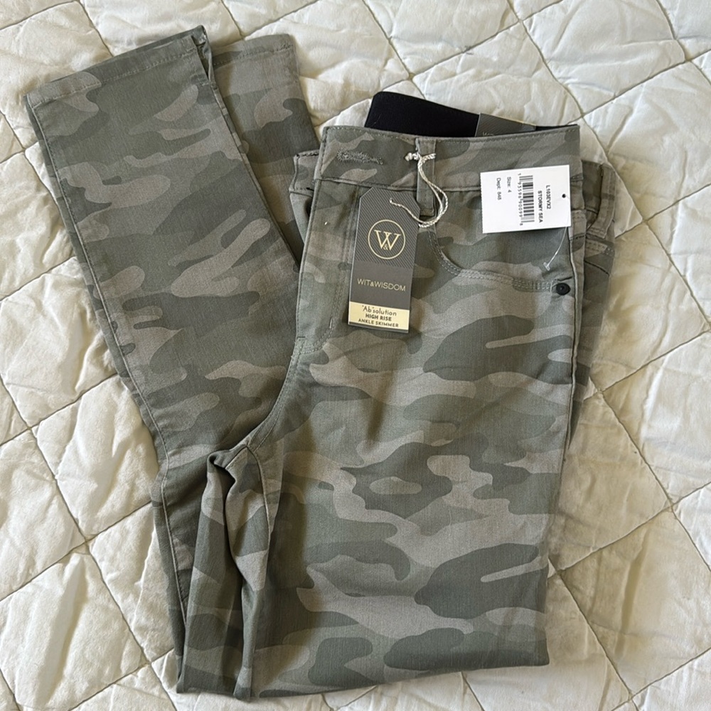 Wit and Wisdom pants, size 4 with tags, non smoking home